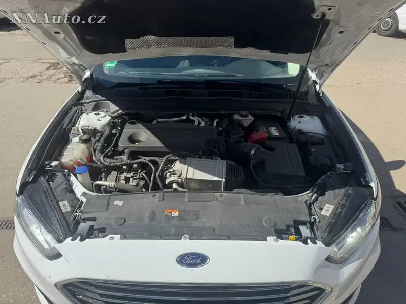 Ford Mondeo 2020 – fotografie vozu