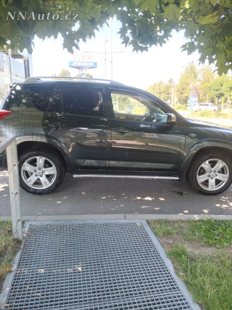 Toyota Rav4 – foto 4