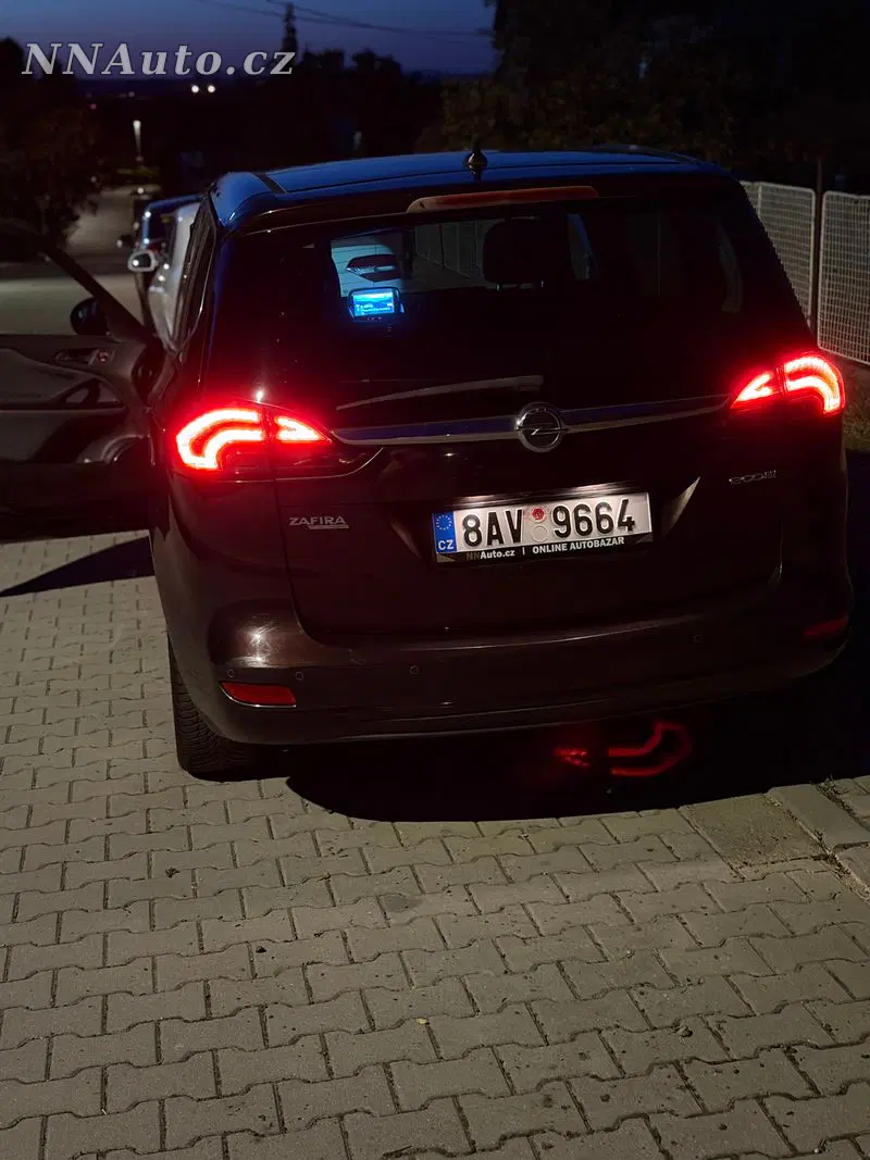Opel Zafira 2012 – fotografie vozu