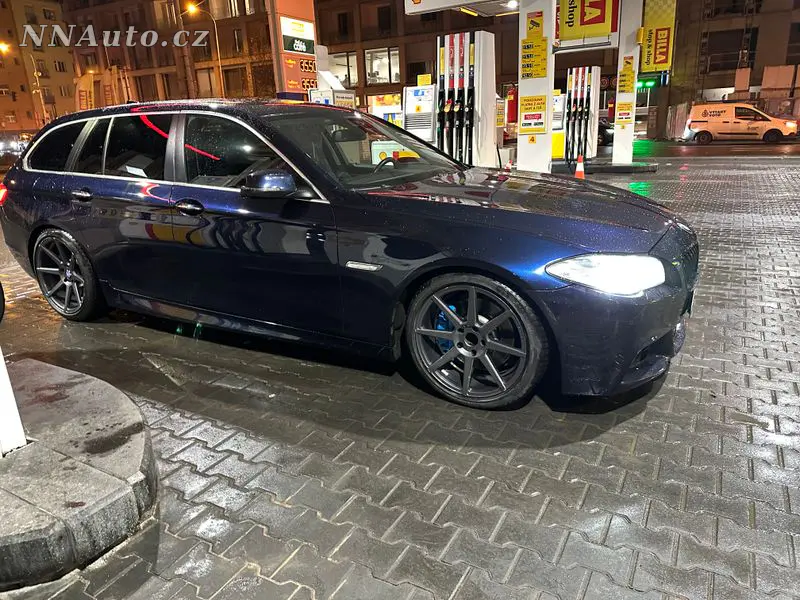 BMW 5-Series-Touring – foto 7