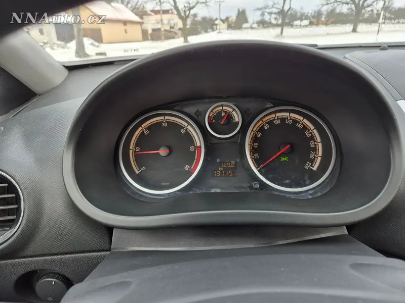 Opel Corsa – foto 8