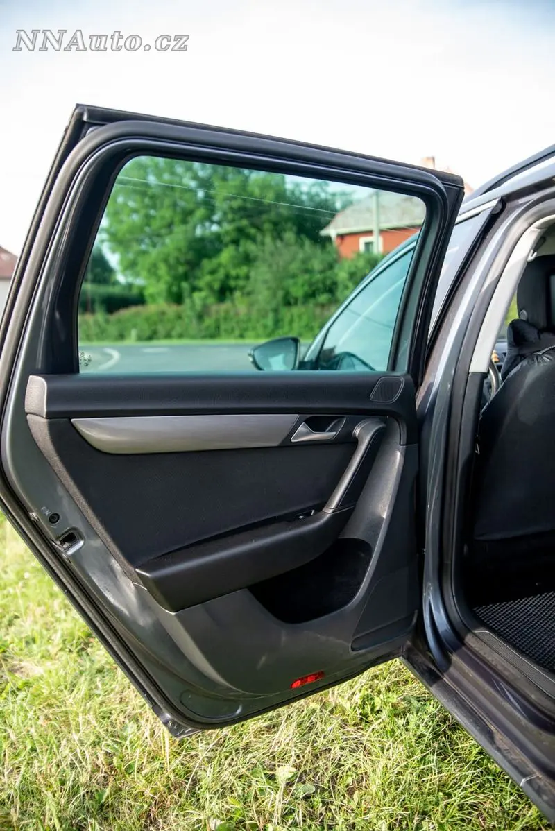 Volkswagen Passat – foto 9