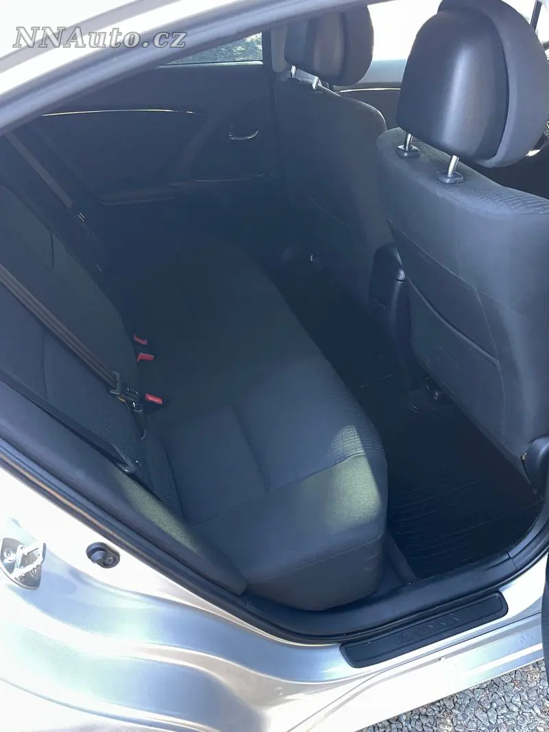 Toyota Avensis – foto 9