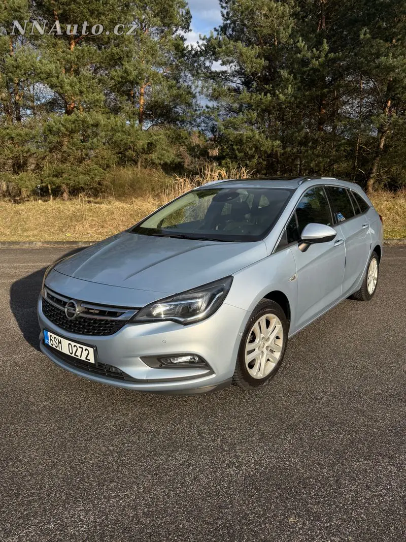 Opel Astra – foto 1