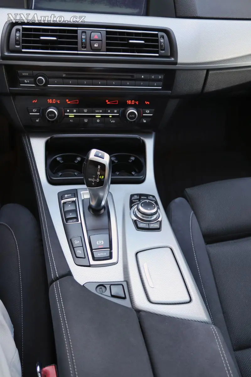 BMW 5-Series – foto 8