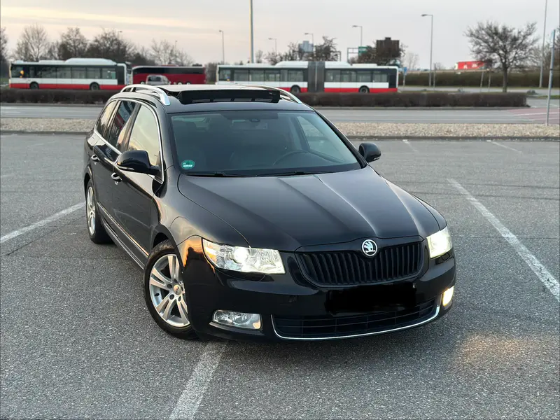 Skoda Superb 2011