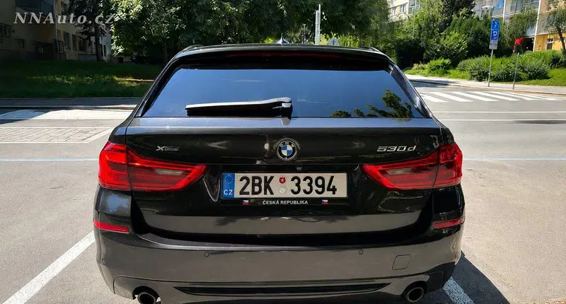 BMW 5 Series Touring 2019 – fotografie vozu