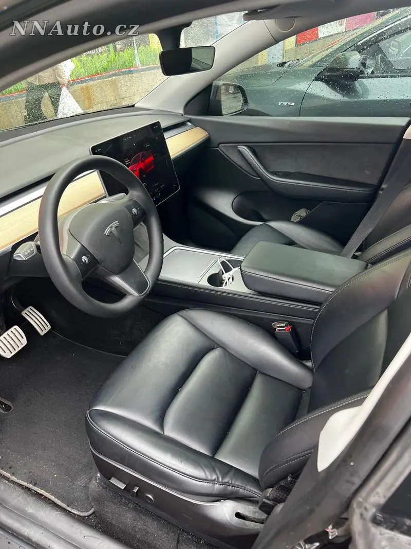 Tesla Model Y 2022 – fotografie vozu