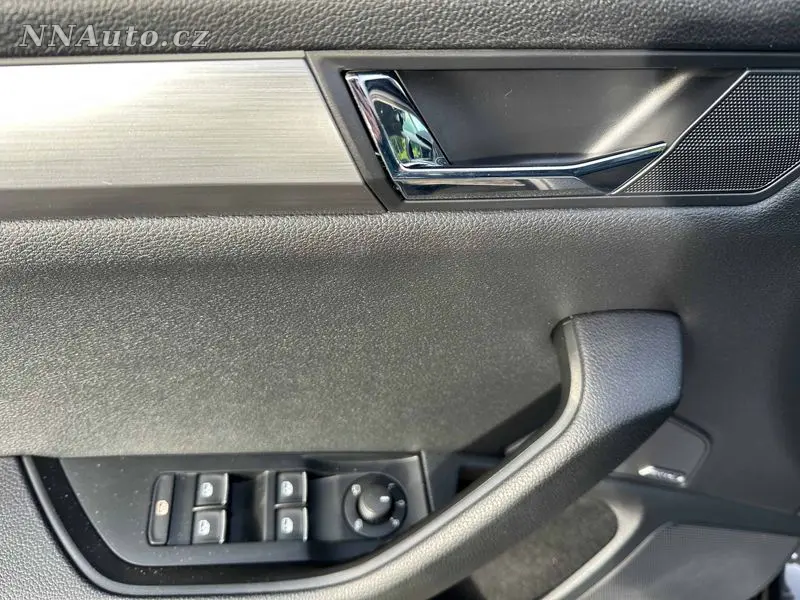 Skoda Superb – foto 10