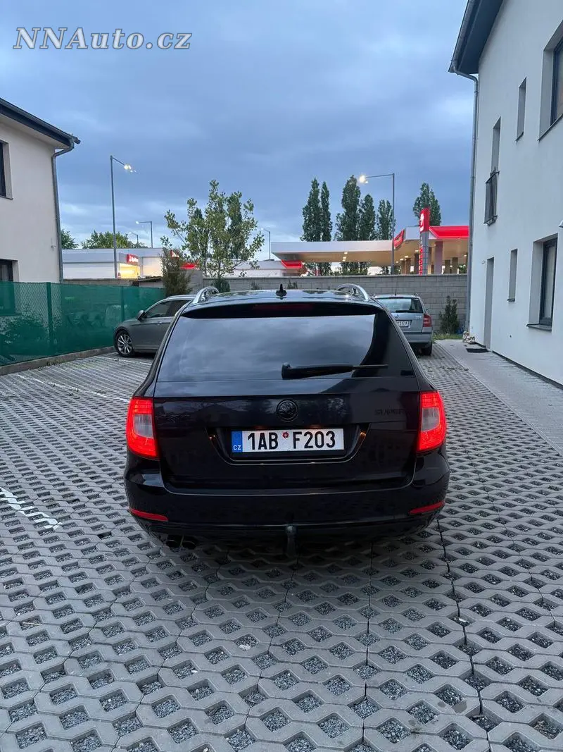 Skoda Superb – foto 2