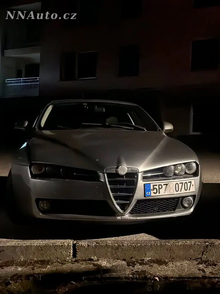 Alfa Romeo Giulia 2006 – fotografie vozu