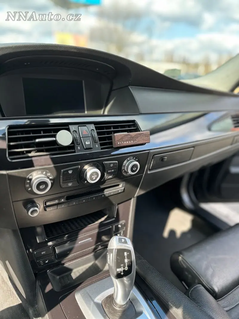 BMW 5-Series – foto 9
