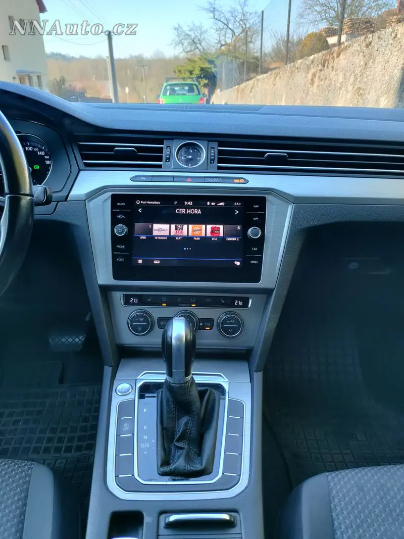 Volkswagen Passat – foto 7