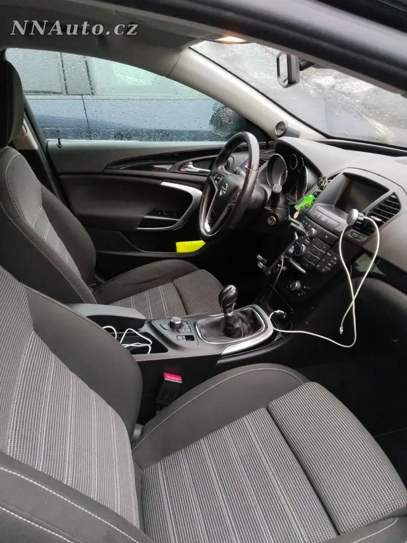 Opel Insignia 2010 – fotografie vozu