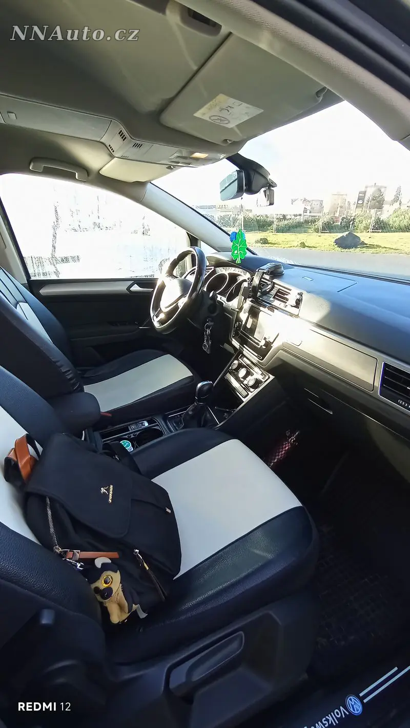 Volkswagen Touran – foto 10