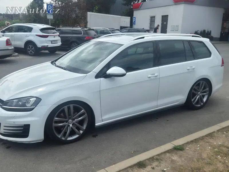 Volkswagen Golf 2016 – fotografie vozu