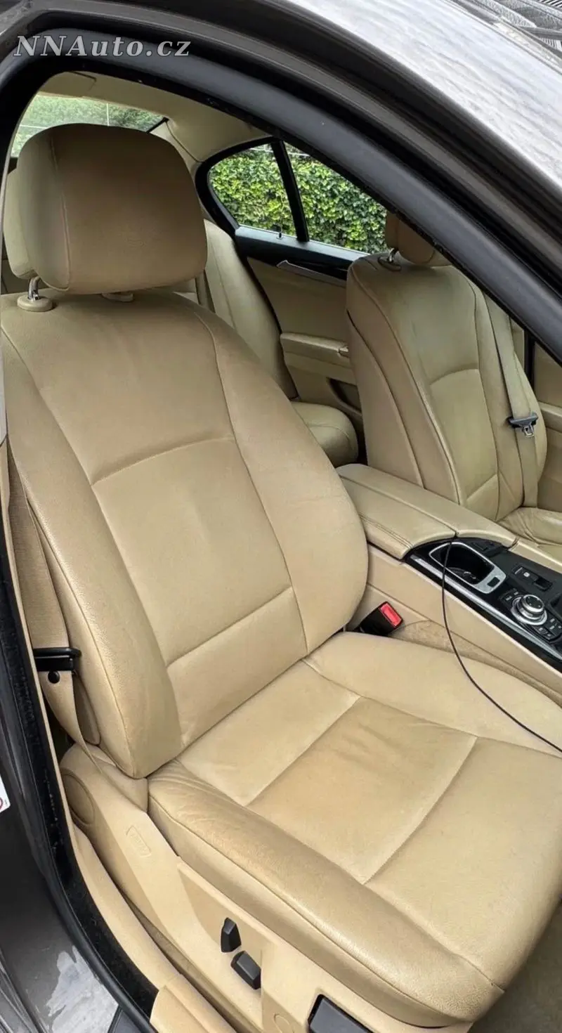 BMW 5 Series – foto 9