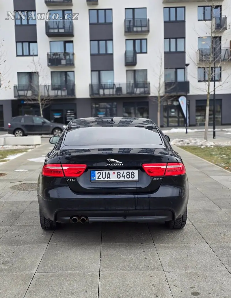 Jaguar Xe – foto 5