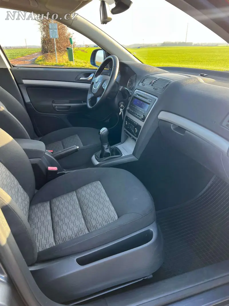 Skoda Octavia – foto 8