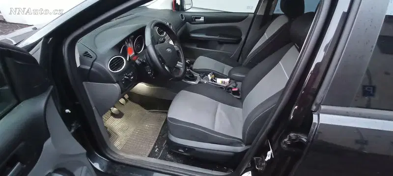 Ford Focus 2010 – fotografie vozu