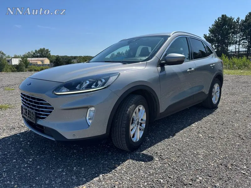 Ford Kuga 2023 – fotografie vozu