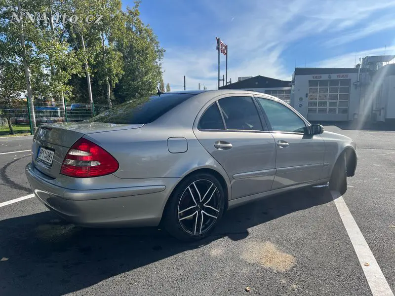Mercedes-benz E-Class – foto 3