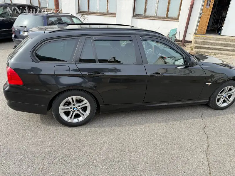 BMW 3-Series-Touring – foto 2