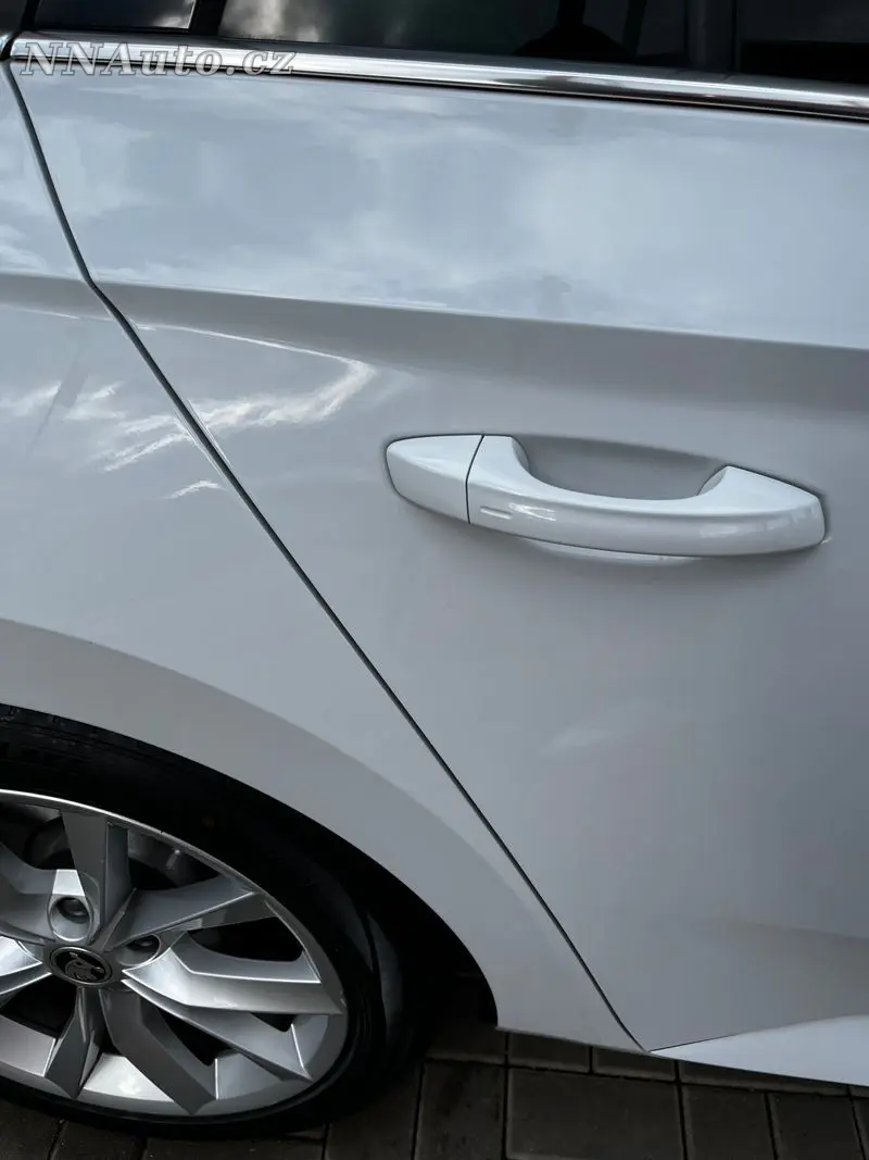 Skoda Superb – foto 2
