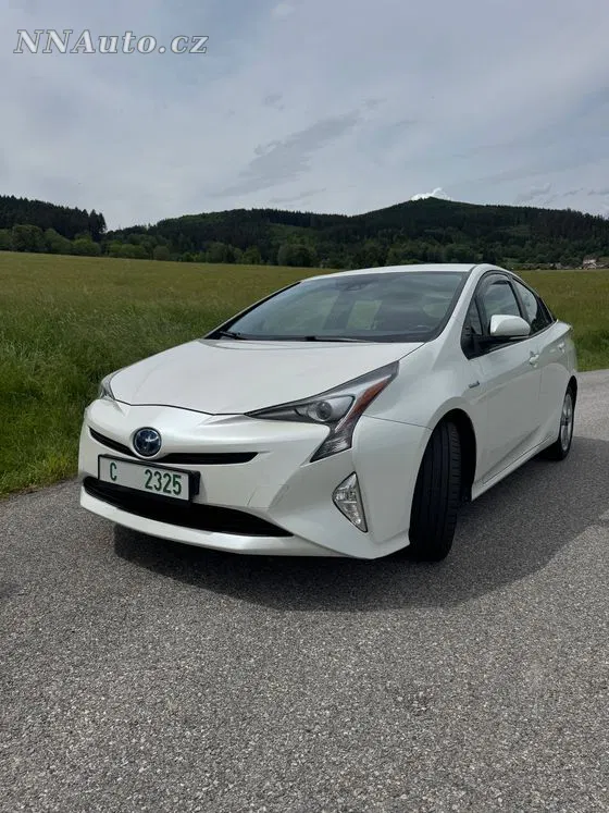 Toyota Prius 2017 na prodej – hlavní fotografie
