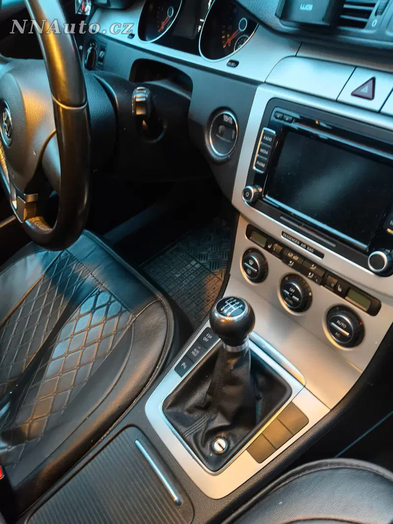 Volkswagen Passat 2009 – fotografie vozu