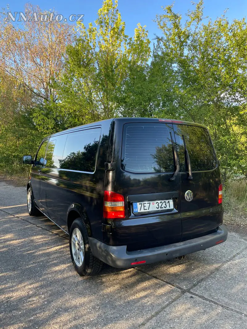Volkswagen Caravelle 2006 – fotografie vozu