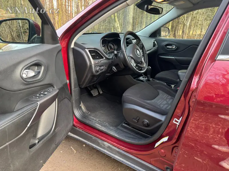 Jeep Cherokee – foto 10