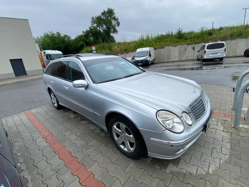 Mercedes-benz E-class 2005