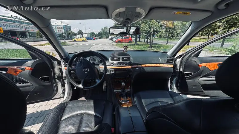 Mercedes-benz E-Class – foto 4