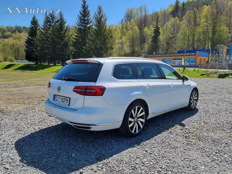 Volkswagen Passat – foto 3