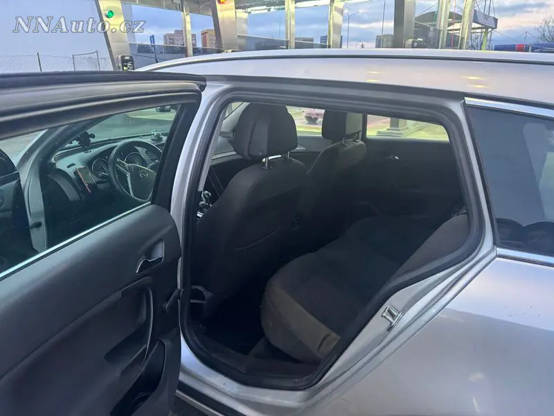 Opel Insignia – foto 4