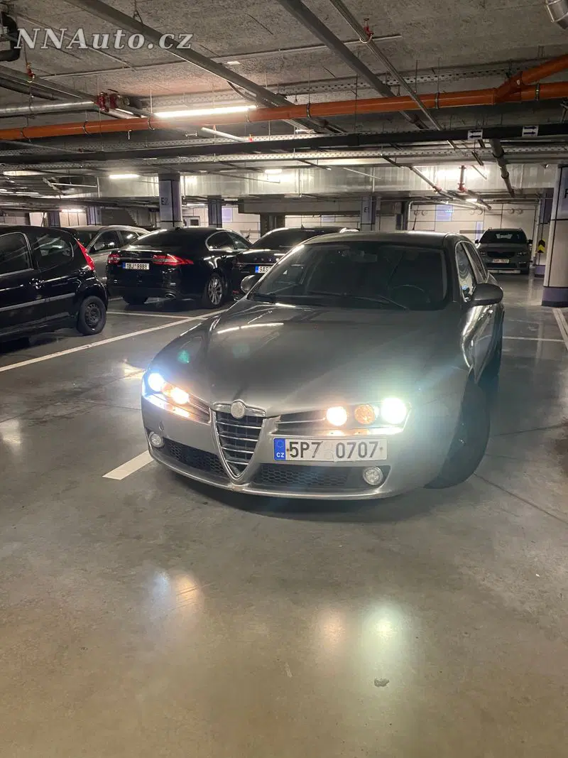 Alfa Romeo Giulia 2006 – fotografie vozu