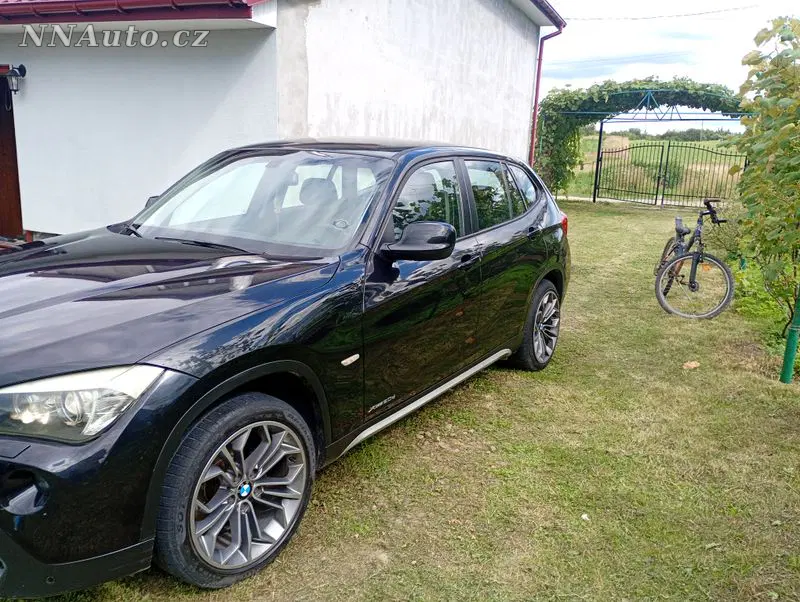 BMW IX1 2010 – fotografie vozu