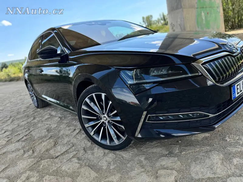 Skoda Superb – foto 2