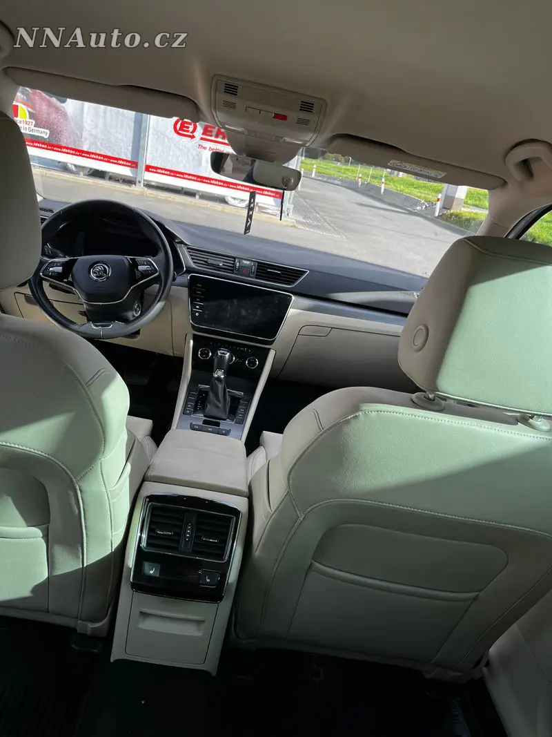 Skoda Superb – foto 8