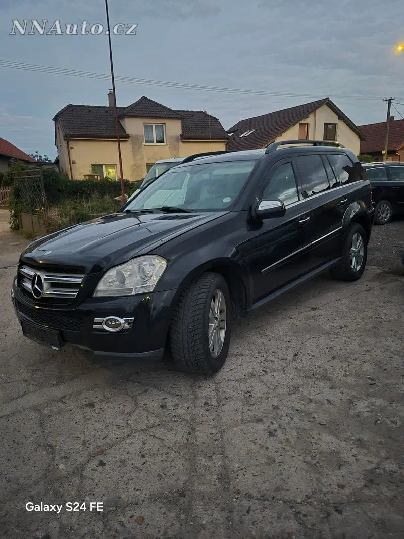 Mercedes-Benz GLS 2009 – fotografie vozu