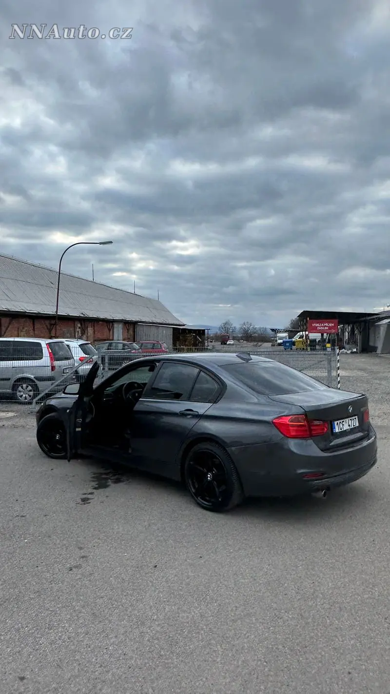 BMW 3 Series 2014 – fotografie vozu