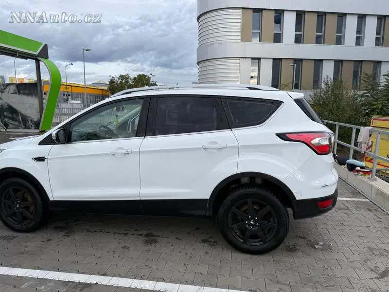Ford Kuga 2018 – fotografie vozu