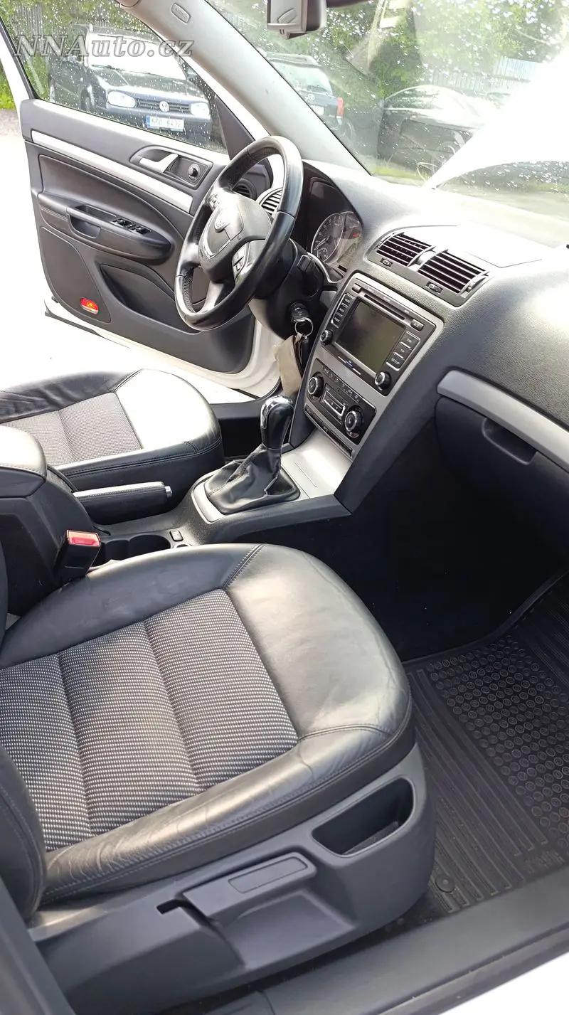 Škoda Octavia 2010 – fotografie vozu