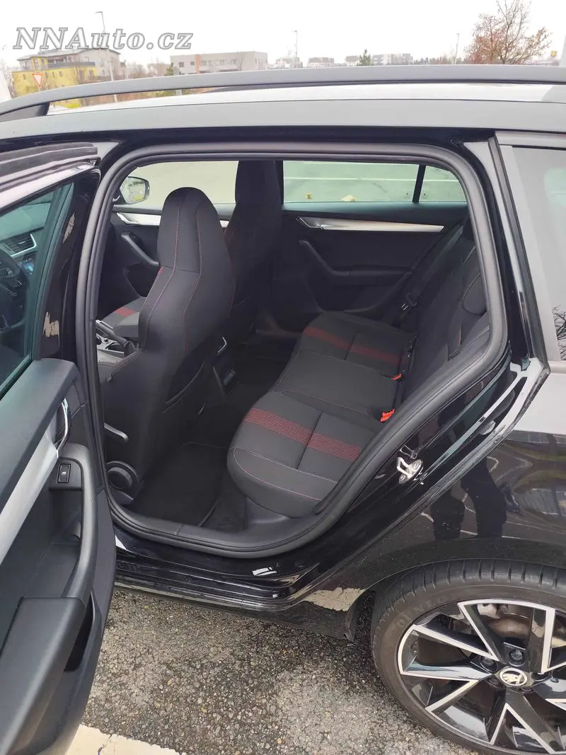 Skoda Octavia – foto 7