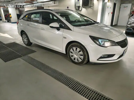 Opel Astra 2017 na prodej – hlavní fotografie