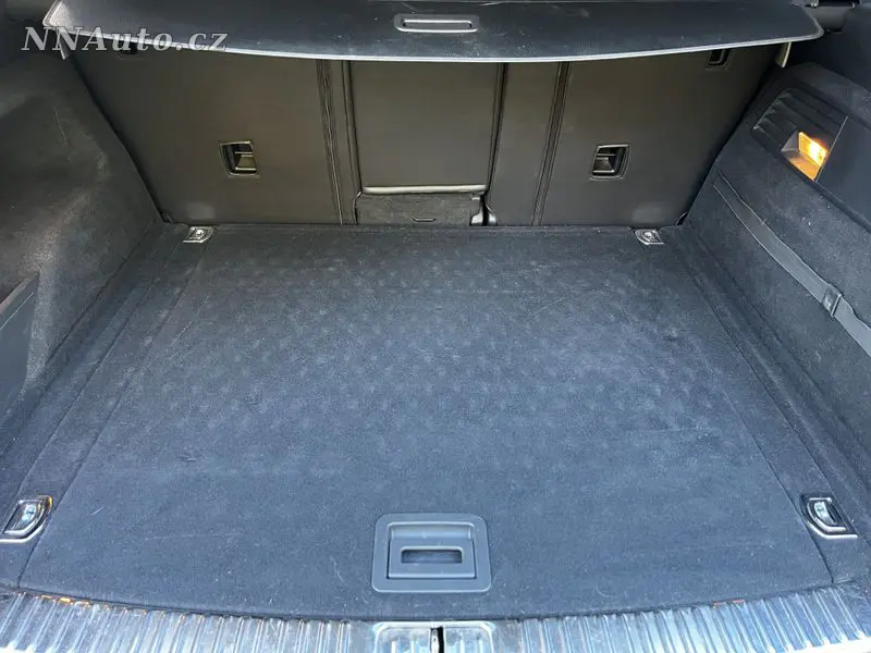 Volkswagen Touareg – foto 9