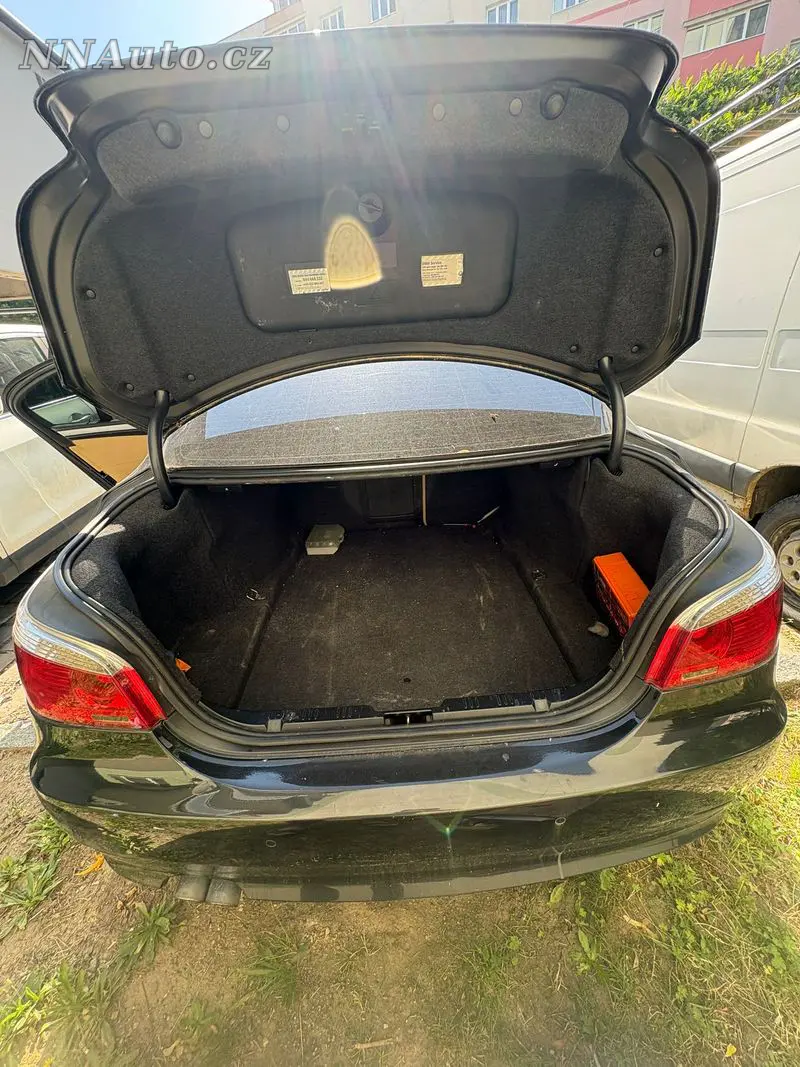 BMW 5-Series – foto 10