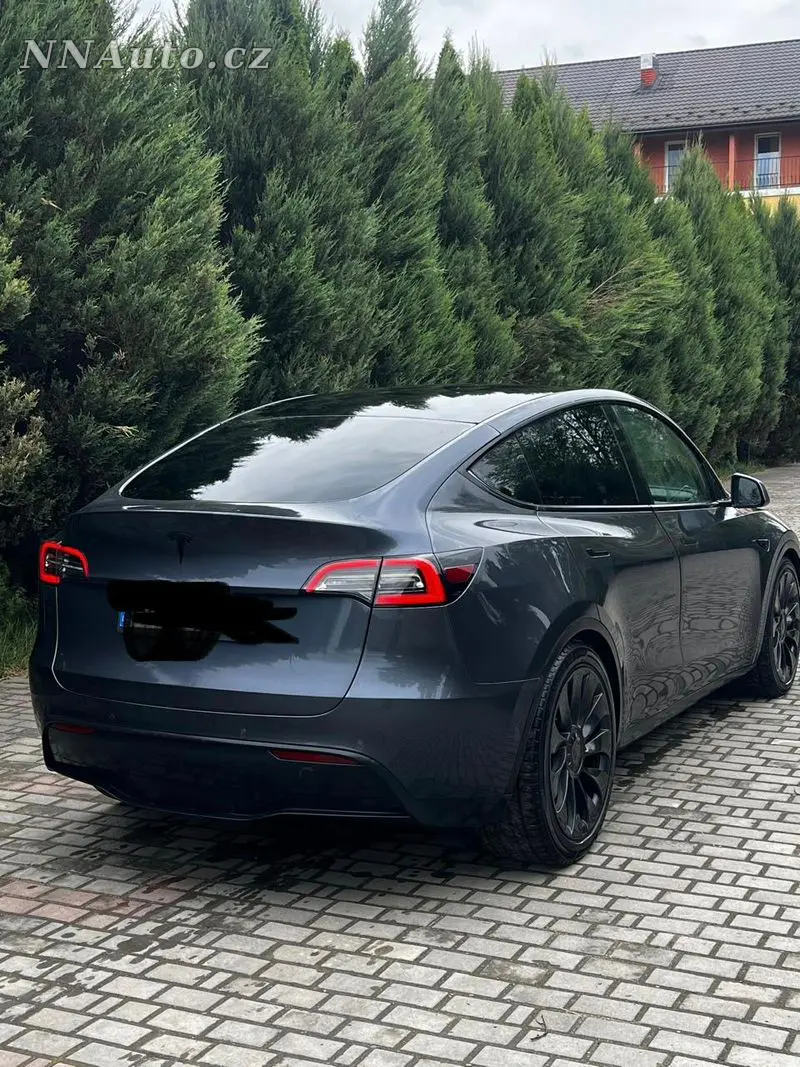 Tesla Model Y 2022 – fotografie vozu