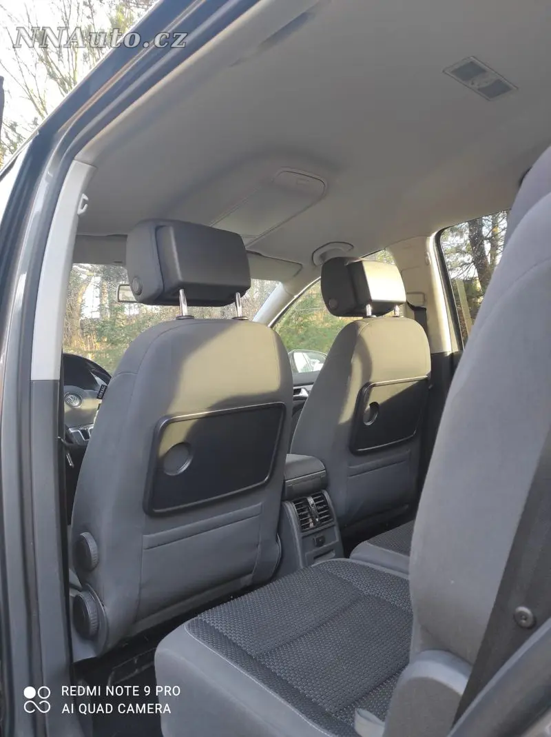 Volkswagen Touran – foto 10